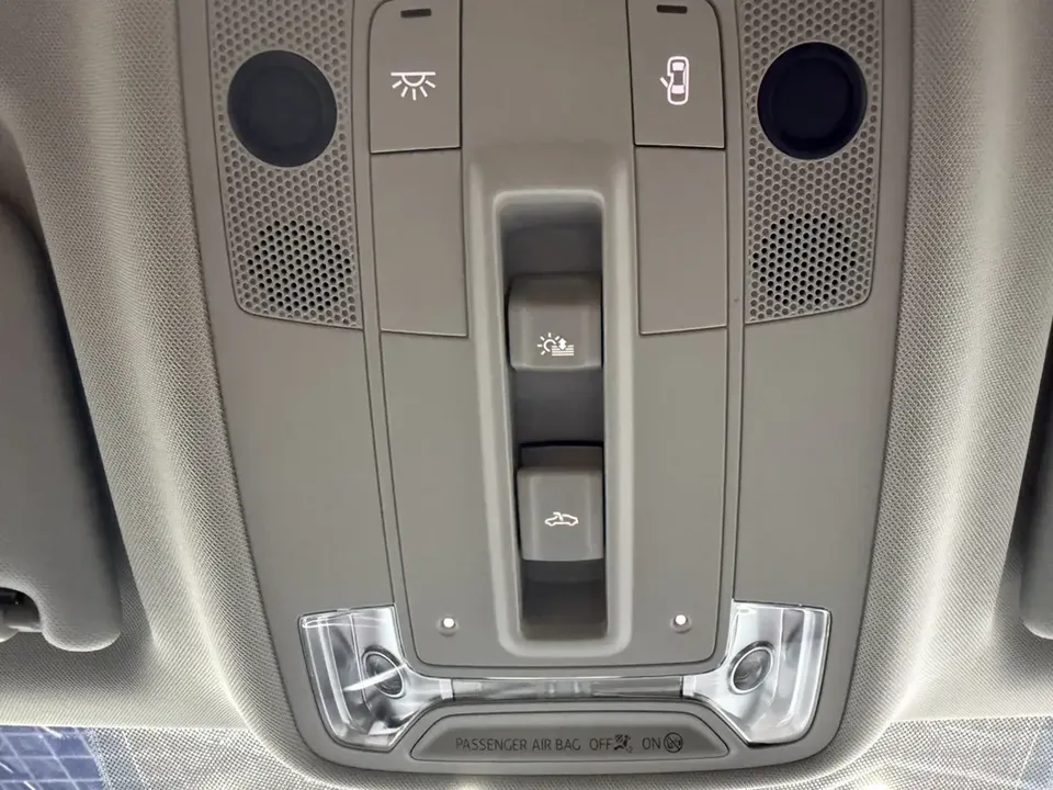 Audi Q3 Audi Q3 2022 35 TFSI Fashionable and Dynamic 2022 — миниатюра 4