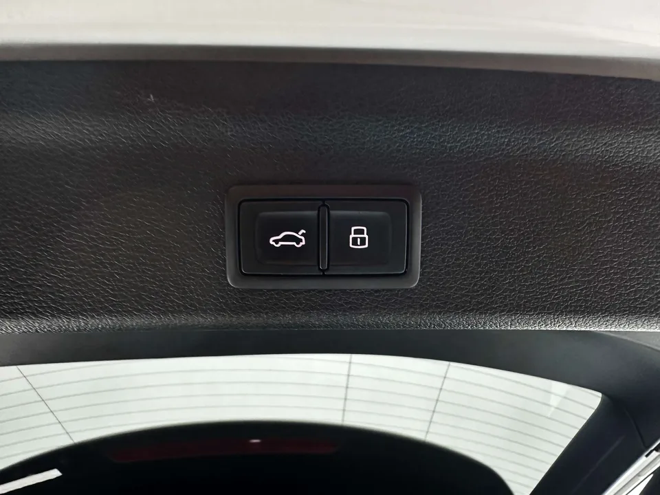 Audi Q3 Audi Q3 2022 35 TFSI Fashionable and Dynamic 2022 — миниатюра 3