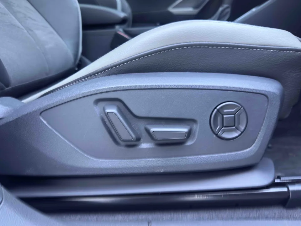 Audi Q3 Audi Q3 2023 35 TFSI Fashionable and Dynamic 2023 — миниатюра 5