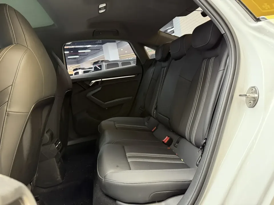 Audi A3 A3 2023 A3L Limousine 35 TFSI Fashion Sports 2024 — thumbnail 5
