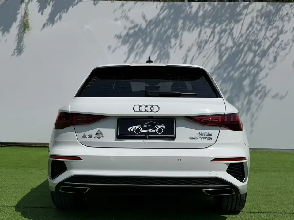 Audi A3 Sportback 35 TFSI Fashionable and Elegant 2022 — миниатюра 2