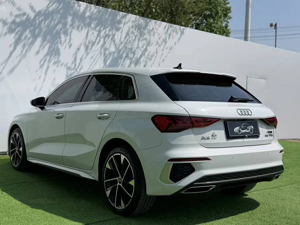 Audi A3 Sportback 35 TFSI Fashionable and Elegant 2022 — миниатюра 4