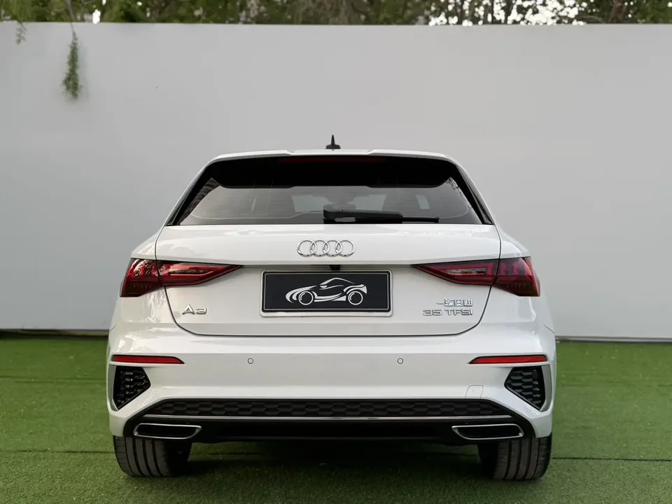 Audi A3 A3 2022 Sportback 35 TFSI stylish and sporty 2023 — thumbnail 2