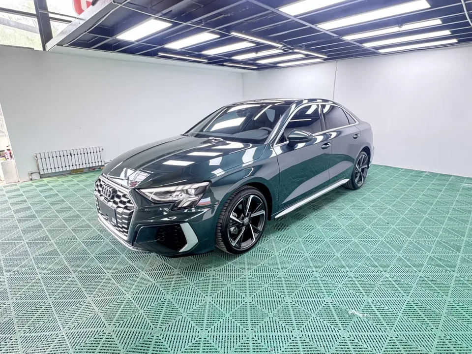 Audi A3 A3L Limousine 35 TFSI Fashion Sports 2022 — фото 1, купить с доставкой в Москву