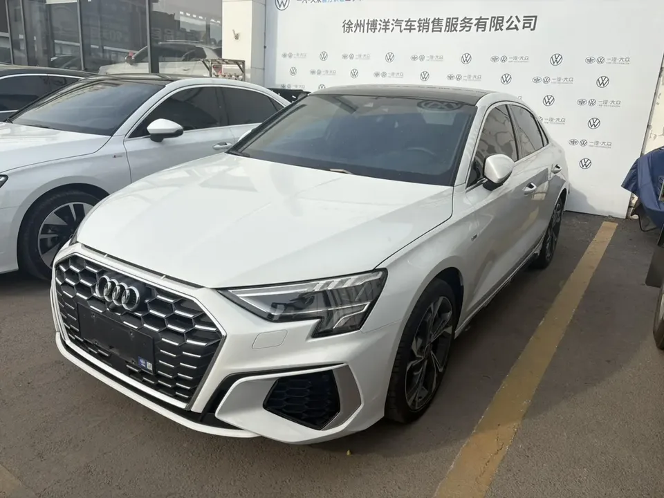 Audi A3 A3 2022 A3L Limousine 35 TFSI Fashion Sports 2022 — photo 1, buy with delivery to Moscow