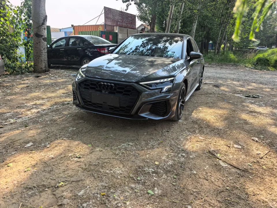 Audi A3 facelift Sportback 35 TFSI stylish and sporty 2023 — фото 1, купить с доставкой в Москву