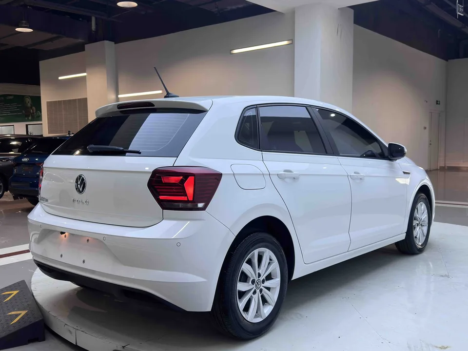 Volkswagen Polo Polo 2021 Plus 1.5L Automatic Colorful Technology Edition 2023 — thumbnail 2