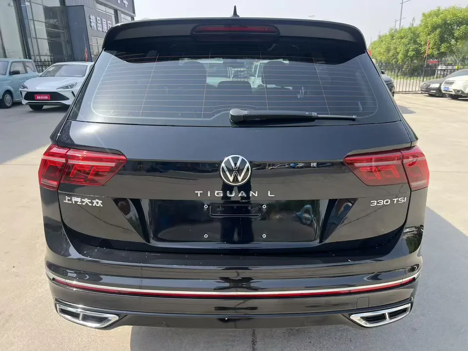 Volkswagen Tiguan L Tiguan L 2022 330TSI Automatic 2WD R-Line Enjoy Edition 2022 — миниатюра 4