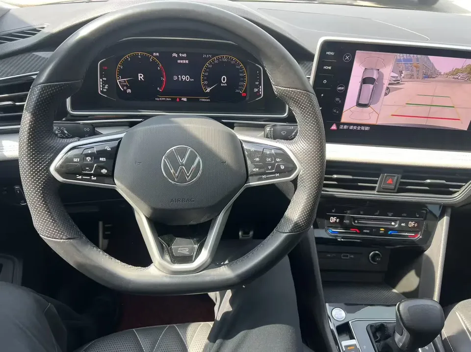 Volkswagen Tiguan L Tiguan L 2022 330TSI Automatic 2WD R-Line Enjoy Edition 2022 — миниатюра 5