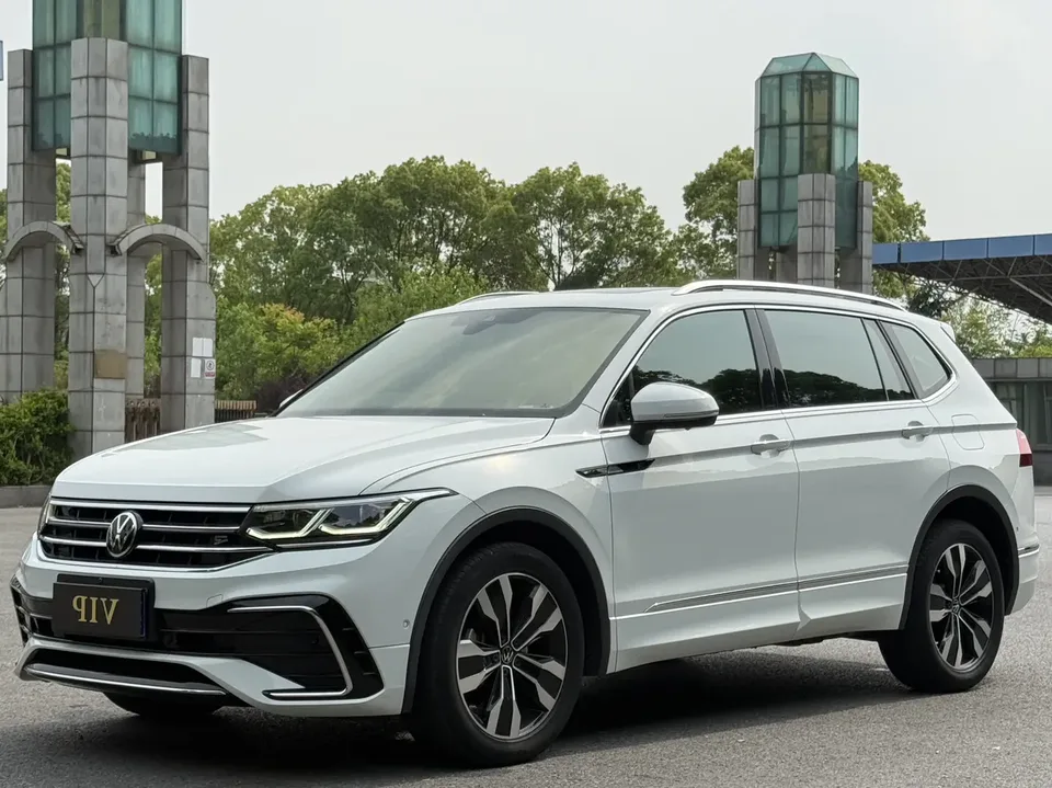 Volkswagen Tiguan L 2022