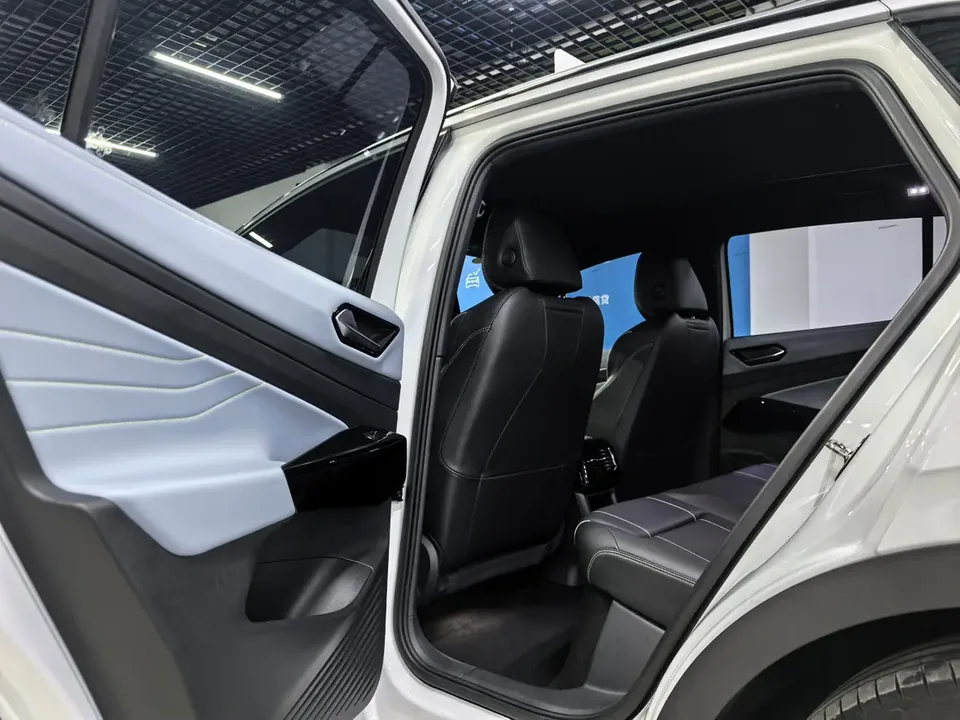 Volkswagen ID.4X ID.4 X 2025 Smart Edition Pure Smart Edition 2024 — миниатюра 3