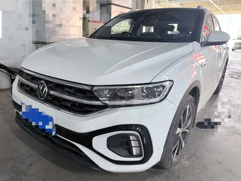 Volkswagen T-Roc 2023 купить в Москве