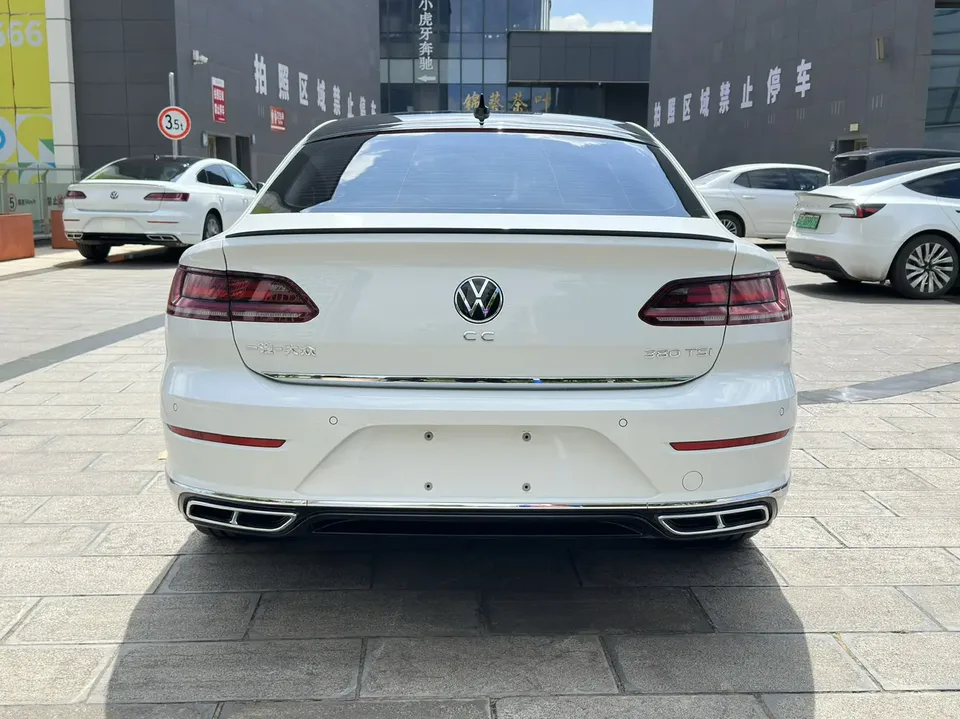 Volkswagen Arteon 380TSI Eye-catching Edition 2024 — миниатюра 2