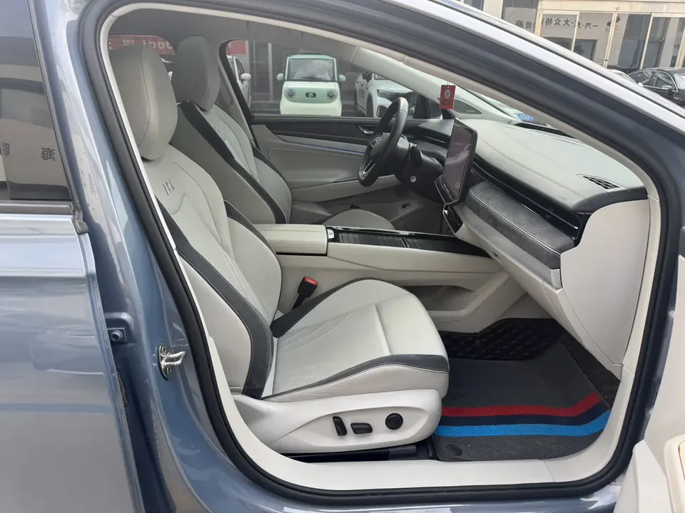 Volkswagen ID.7 VIZZION ID.7 VIZZION 2024 first edition 2023 — миниатюра 4
