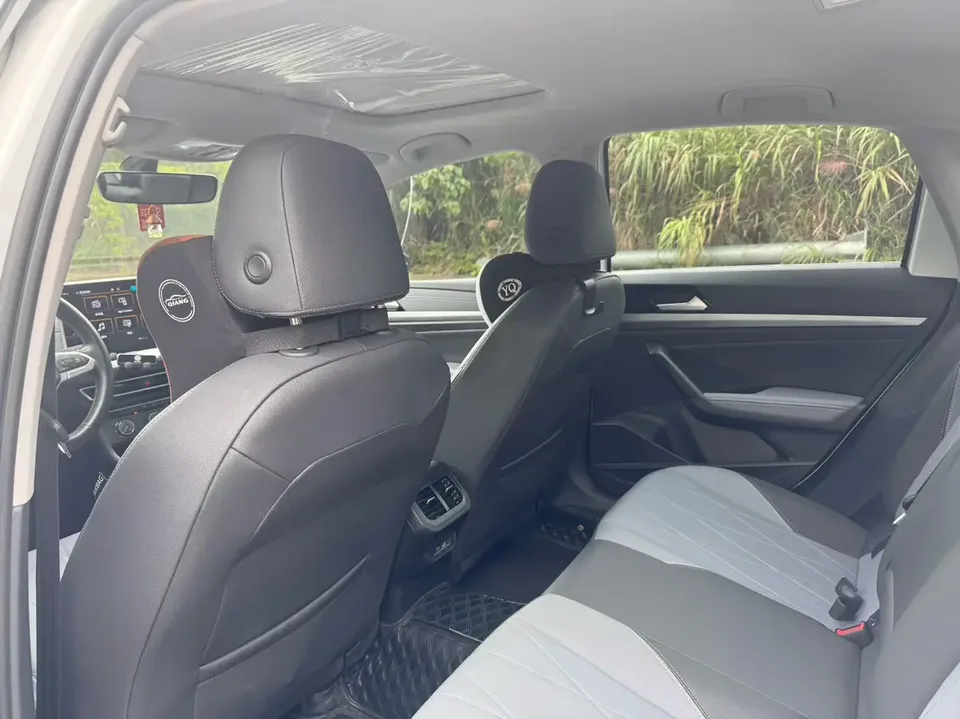 Volkswagen Lavida Lavida 2023 Lavida 2023 1.5L Automatic 5 Million Edition 2022 — thumbnail 3