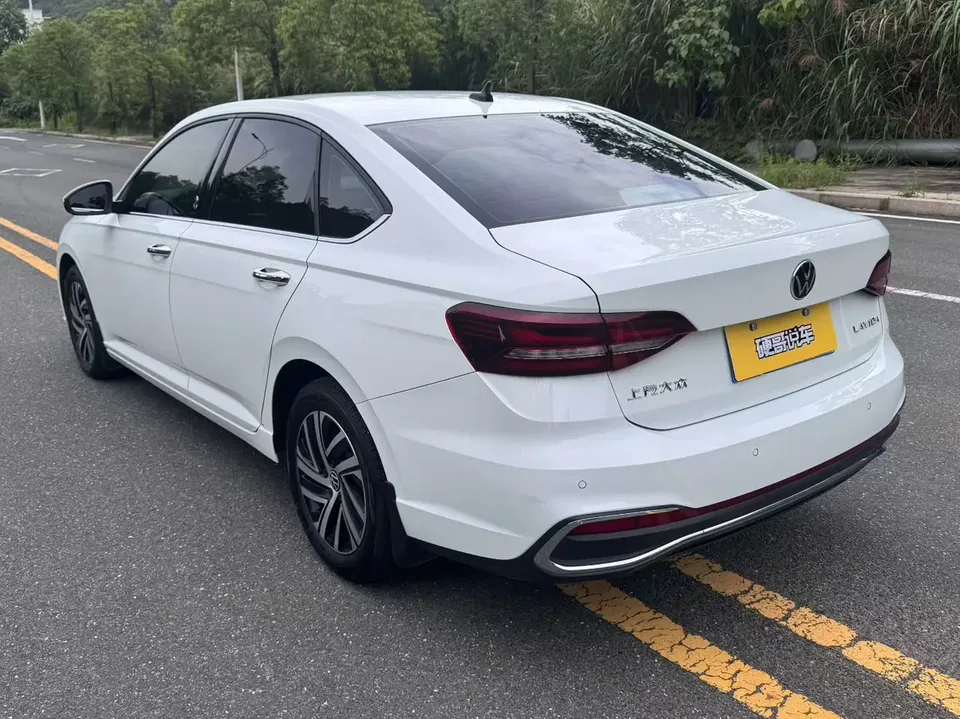 Volkswagen Lavida Lavida 2023 Lavida 2023 1.5L Automatic 5 Million Edition 2022 — thumbnail 4
