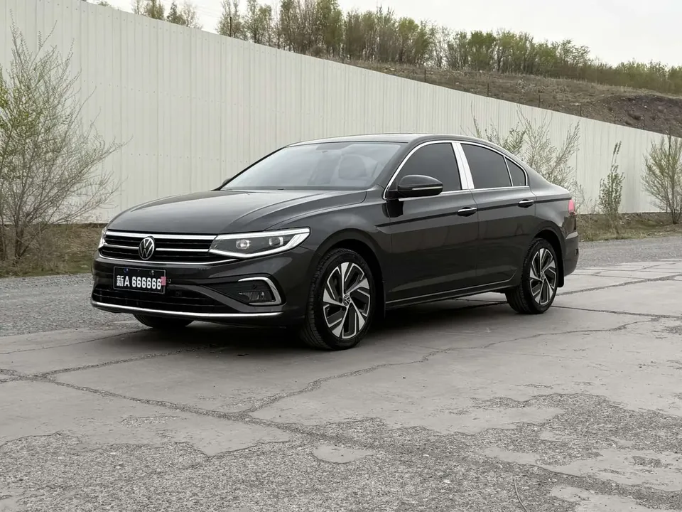Volkswagen Bora 2023