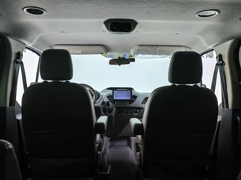 Ford Transit 2.0T diesel multi-functional commercial vehicle, central axle, low roof, double-opening tailgate, National VI 2022 — миниатюра 4