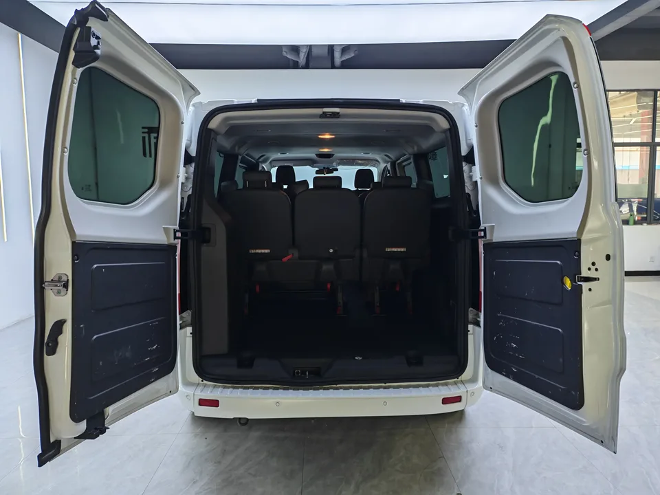 Ford Transit 2.0T diesel multi-functional commercial vehicle, central axle, low roof, double-opening tailgate, National VI 2022 — миниатюра 5
