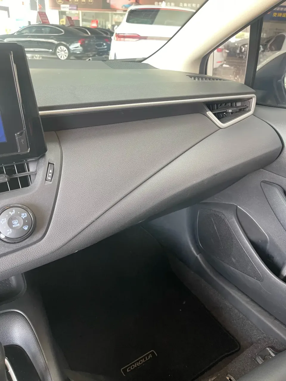 Toyota Corolla Corolla 2023 1.2T S-CVT Pioneer Edition 2024 — thumbnail 4