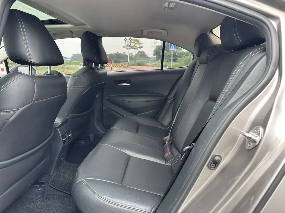 Toyota Corolla Corolla 2022 Corolla Hybrid 1.8L E-CVT Pioneer Edition 2022 — thumbnail 3