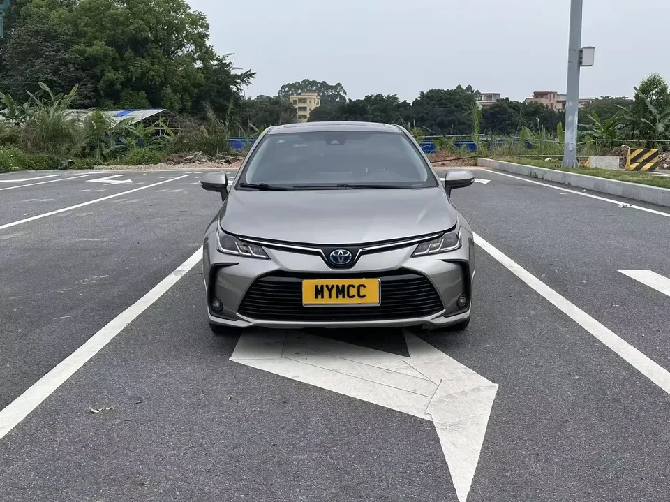 Toyota Corolla Corolla 2022 Corolla Hybrid 1.8L E-CVT Pioneer Edition 2022 — photo 1, buy with delivery to Moscow