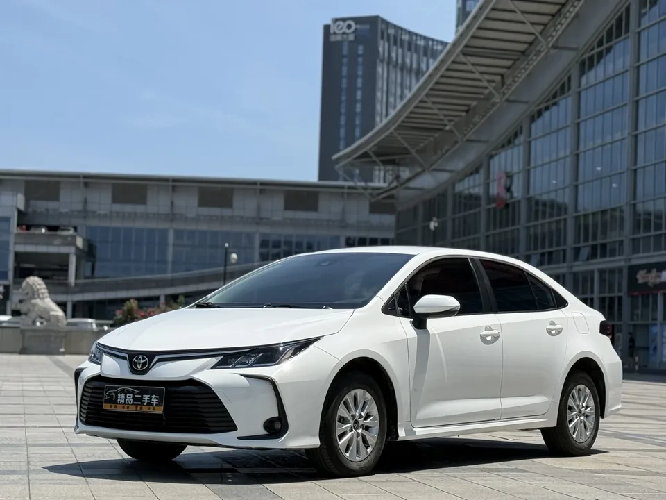 Toyota Corolla Corolla 2023 1.2T S-CVT Pioneer Edition 2024 — photo 1, buy with delivery to Moscow