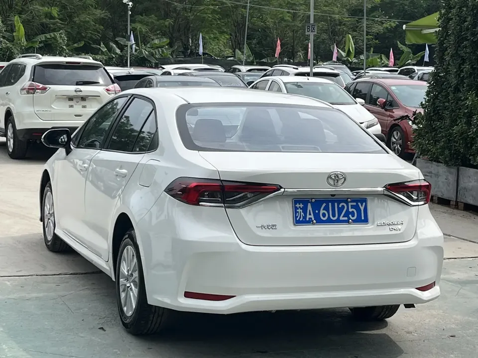 Toyota Corolla Corolla 2023 1.2T S-CVT Pioneer Edition 2023 — thumbnail 4