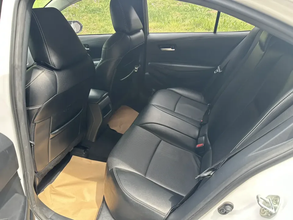 Toyota Corolla 1.5L CVT Elite Edition 2022 — миниатюра 4