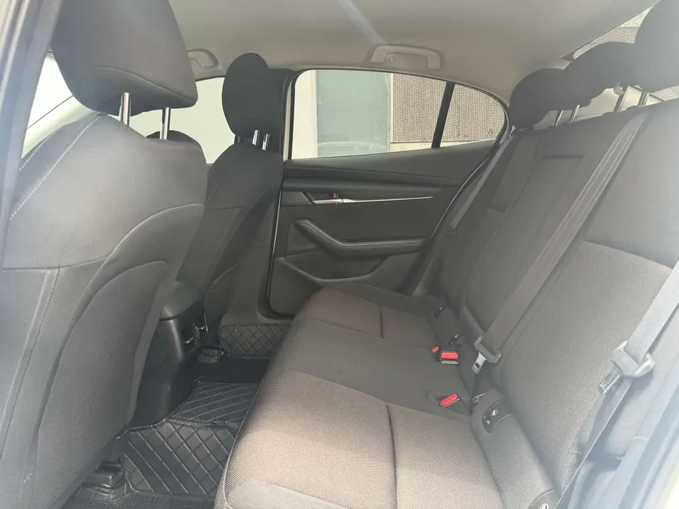 Mazda Axela Mazda3 Angkesela 2023 2.0L Automatic Quality Edition 2024 — thumbnail 3
