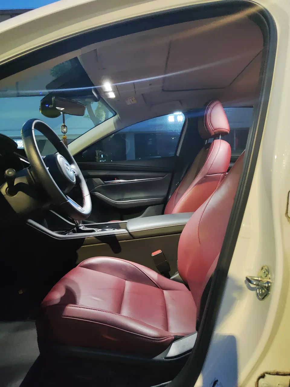 Mazda Axela 2.0L Automatic Premium Edition 2025 — миниатюра 4