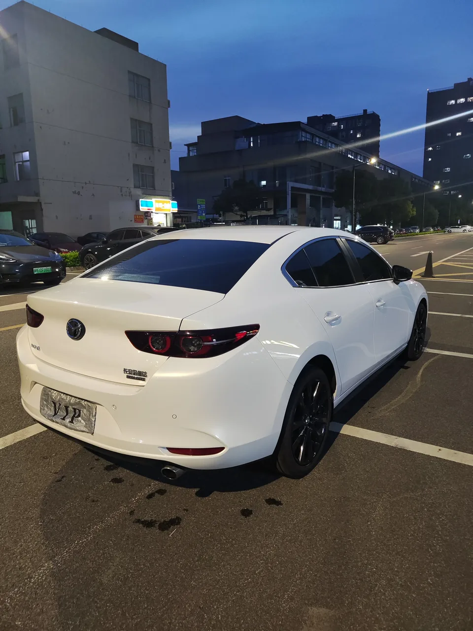 Mazda Axela 2.0L Automatic Premium Edition 2025 — миниатюра 5