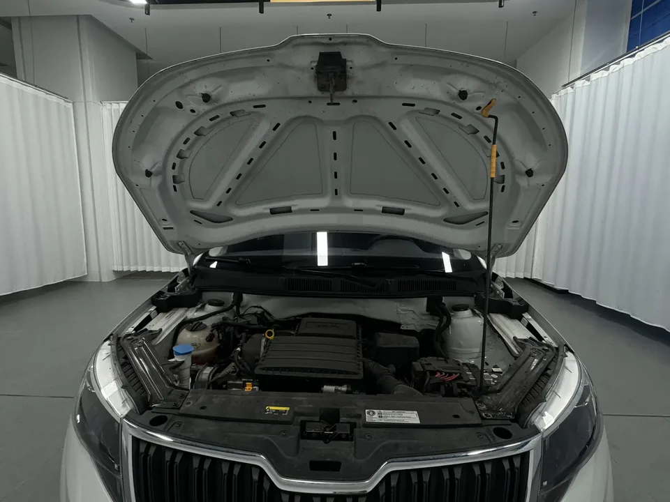Skoda Comek Comek 2024 1.5L Automatic Power Edition 2024 — thumbnail 3