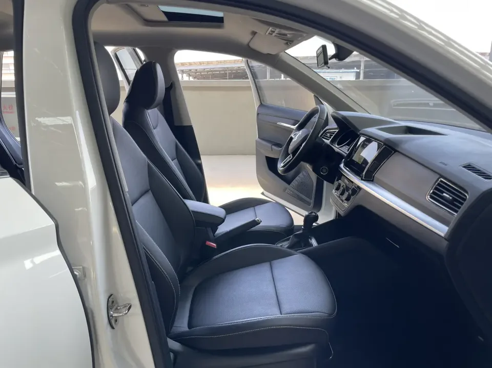 Skoda Comek Comek 2022 1.5L Automatic Comfort Edition 2022 — thumbnail 4