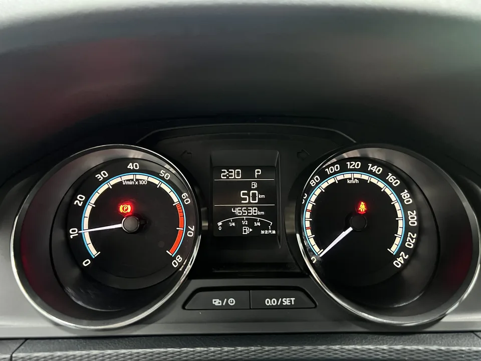 Skoda Comek Comek 2022 1.5L Automatic Comfort Edition 2022 — thumbnail 4