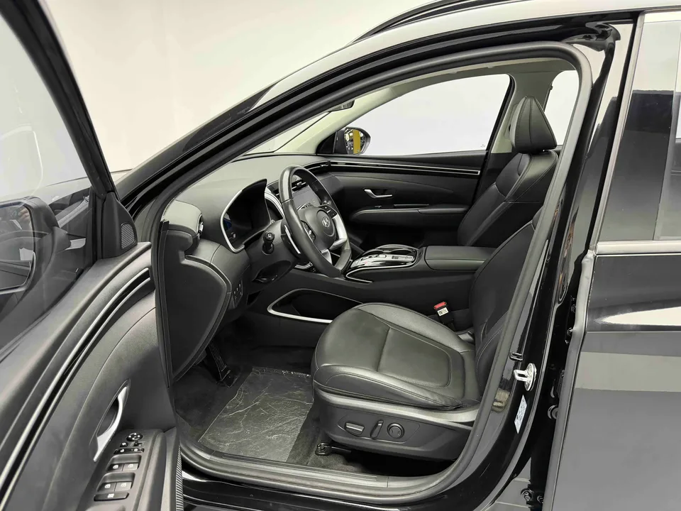 Hyundai tucson l Tucson 2023 Tucson L 1.5T GLX 2WD Elite Edition 2024 — миниатюра 4