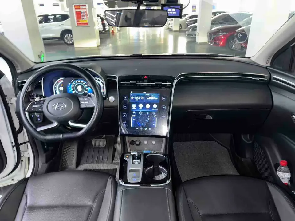 Hyundai tucson l Tucson 2023 Tucson L 1.5T GLX 2WD Elite Edition 2023 — миниатюра 2