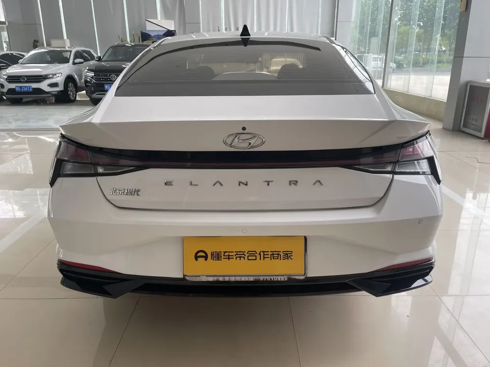 Hyundai Elantra Elantra 2022 1.5L CVT LUX Premium Edition 2022 — thumbnail 4