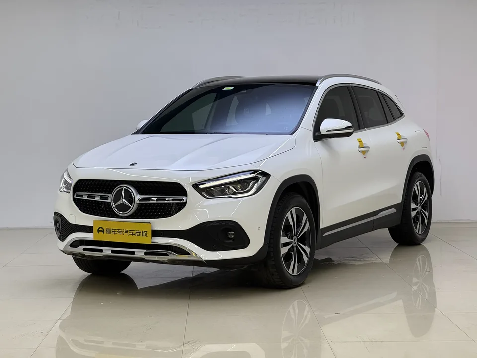 Mercedes-Benz GLA Mercedes-Benz GLA 2022 GLA 200 2022 — фото 1, купить с доставкой в Москву