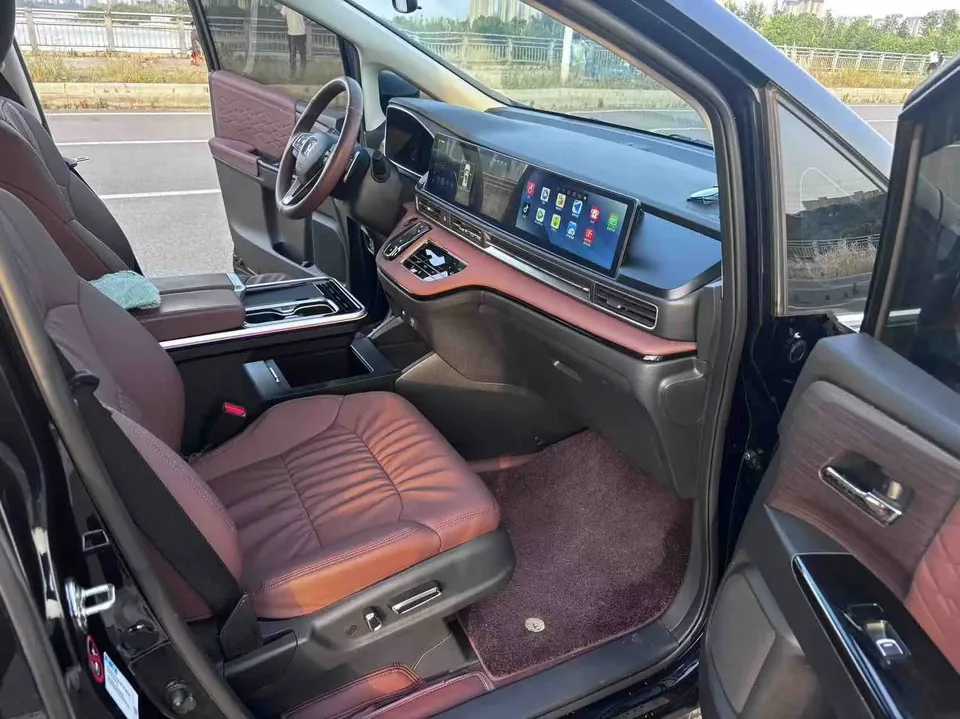 Honda Odyssey Odyssey 2024 2.0L Sharp Enjoy Edition 2025 — миниатюра 5