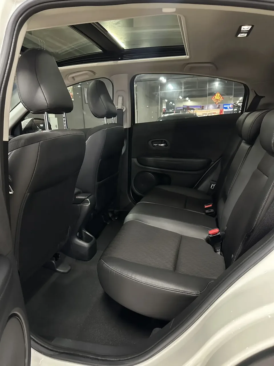 Honda VEZEL Binzhi 2020 Binzhi 2023 1.5L CVT Pioneer Edition 2022 — thumbnail 3