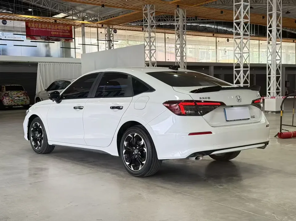 Honda CIVIC 240TURBO CVT Zhiqu Pro 2025 — миниатюра 2