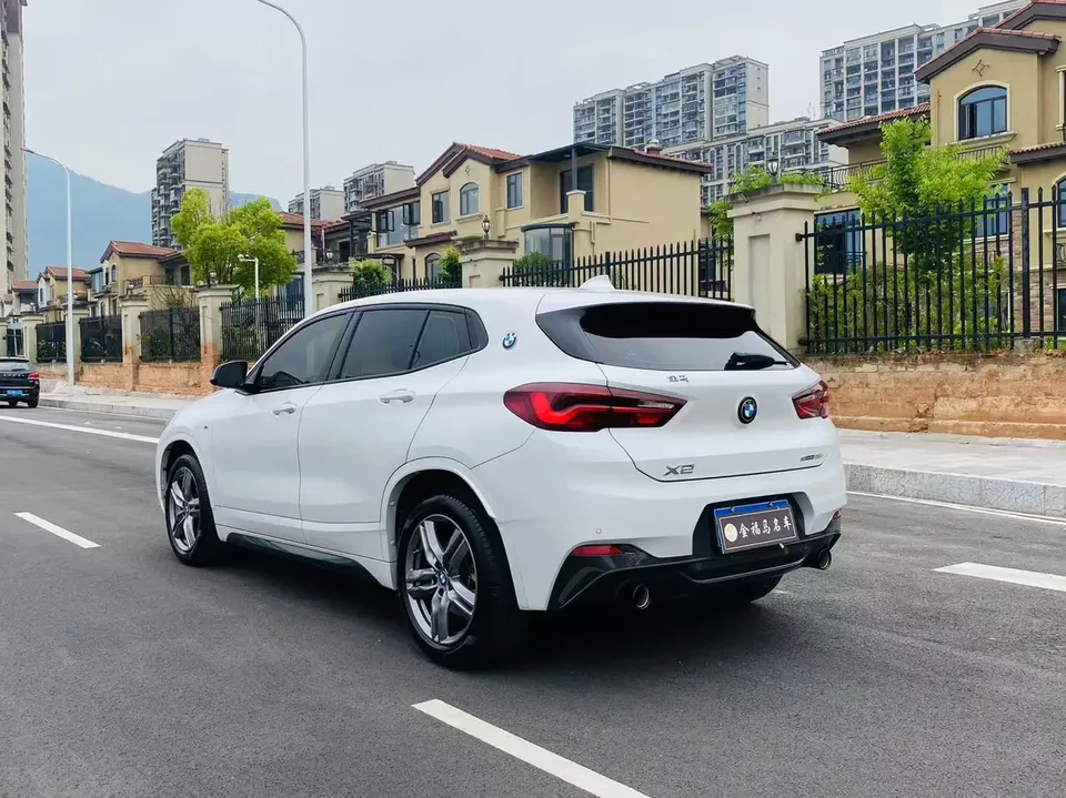 BMW X2 BMW X2 2023 sDrive25i M Off-Road Package 2023 — миниатюра 4