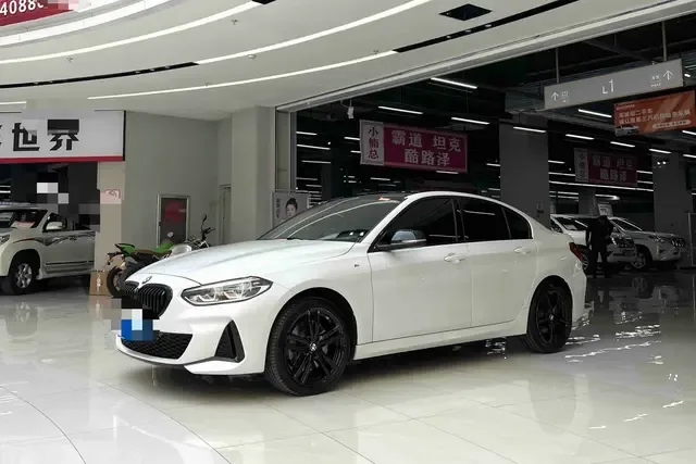 BMW 1 Series 2022