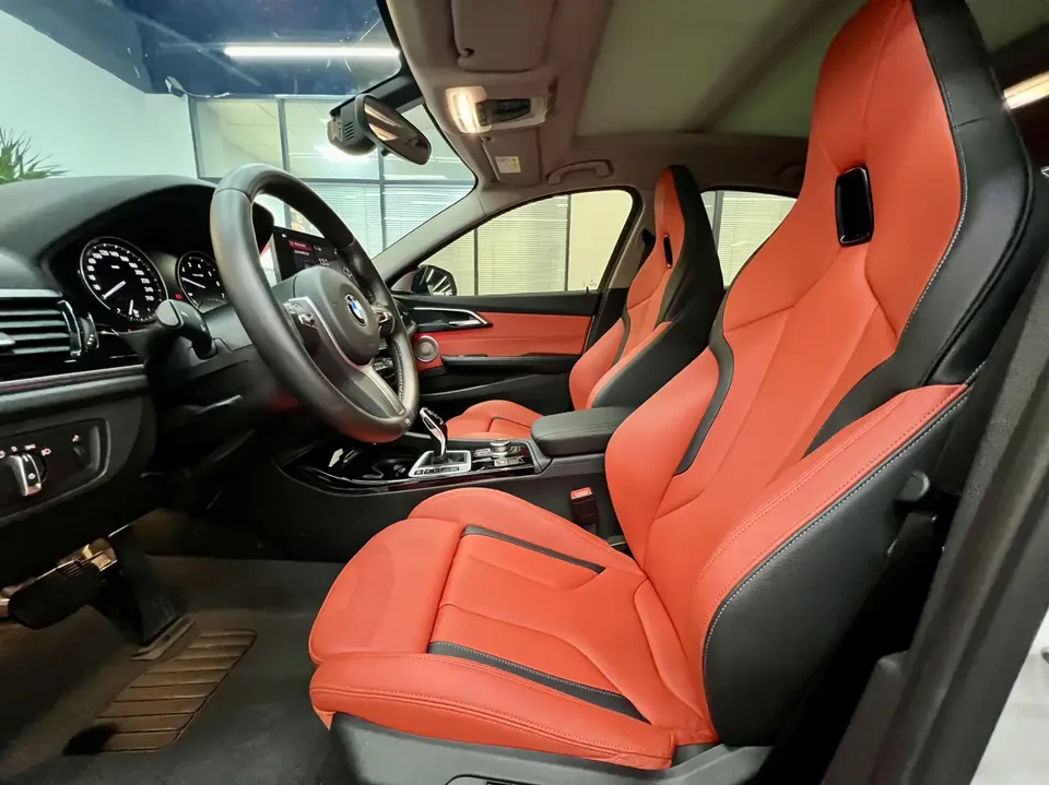 BMW 1 Series facelift 120i M Sport Night Edition 2022 — миниатюра 5