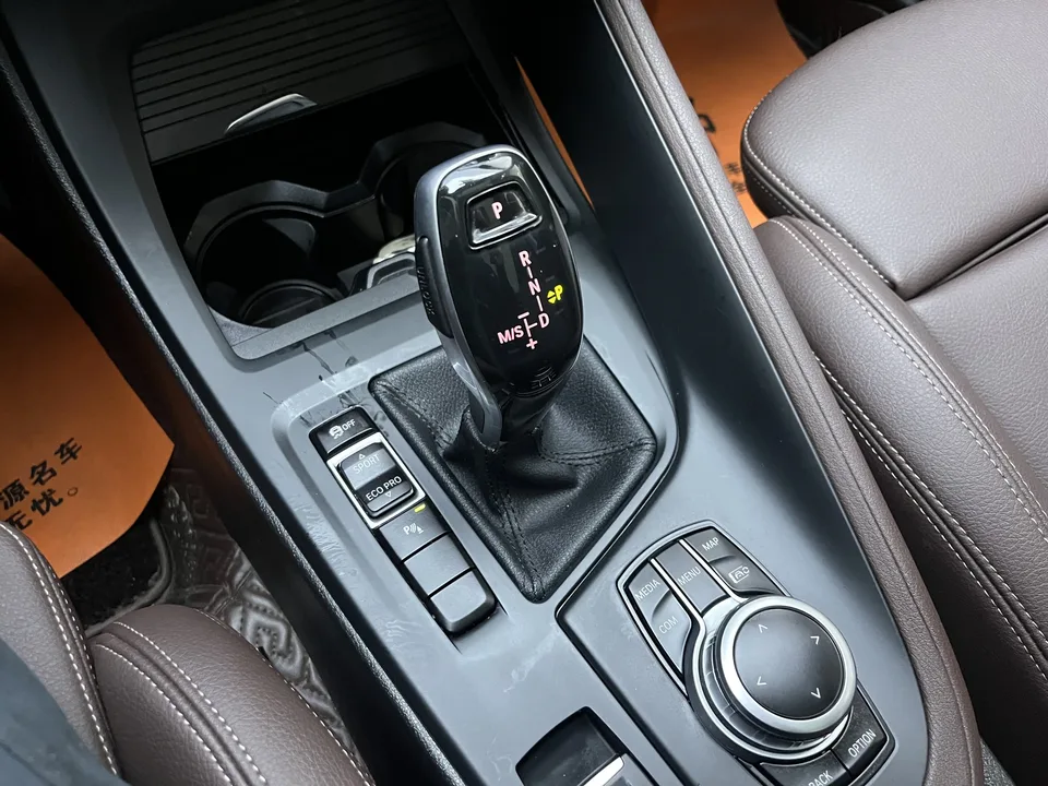 BMW X1 X1 2022 BMW X1 2022 sDrive25Li Leading Edition 2023 — thumbnail 5