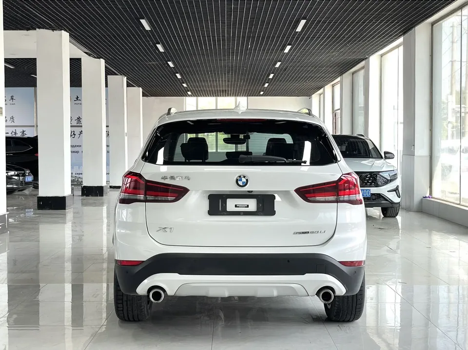 BMW X1 X1 2022 BMW X1 2022 sDrive20Li Fashion Edition 2022 — thumbnail 2
