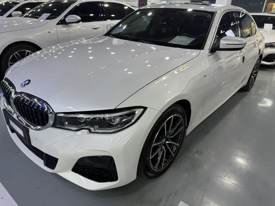 BMW 3 Series 2022