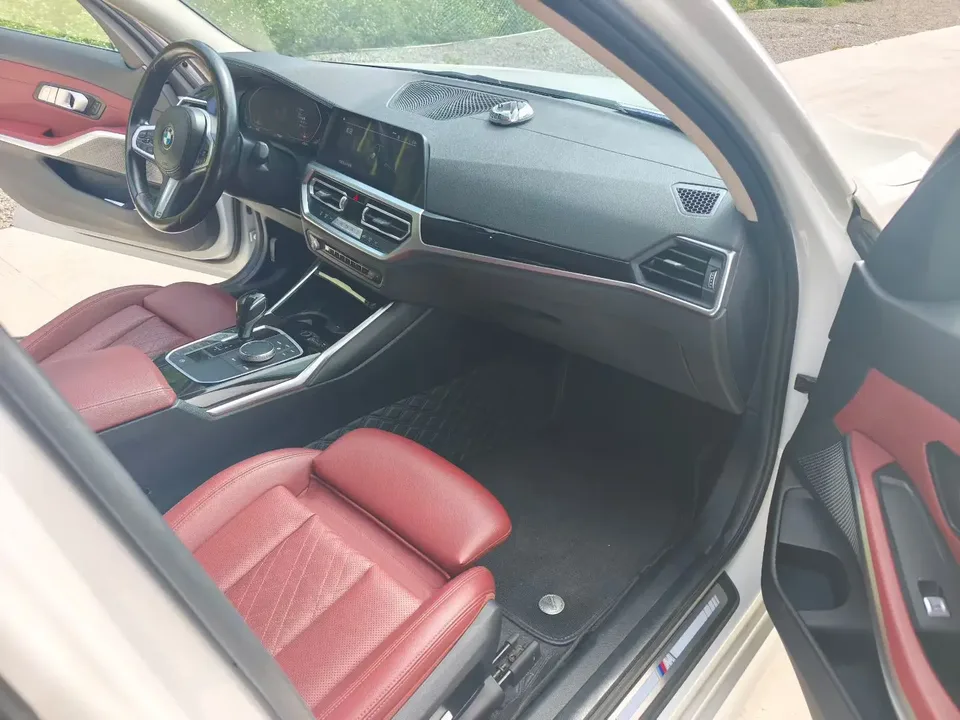 BMW 3 Series facelift 320Li M Sport package 2022 — миниатюра 2