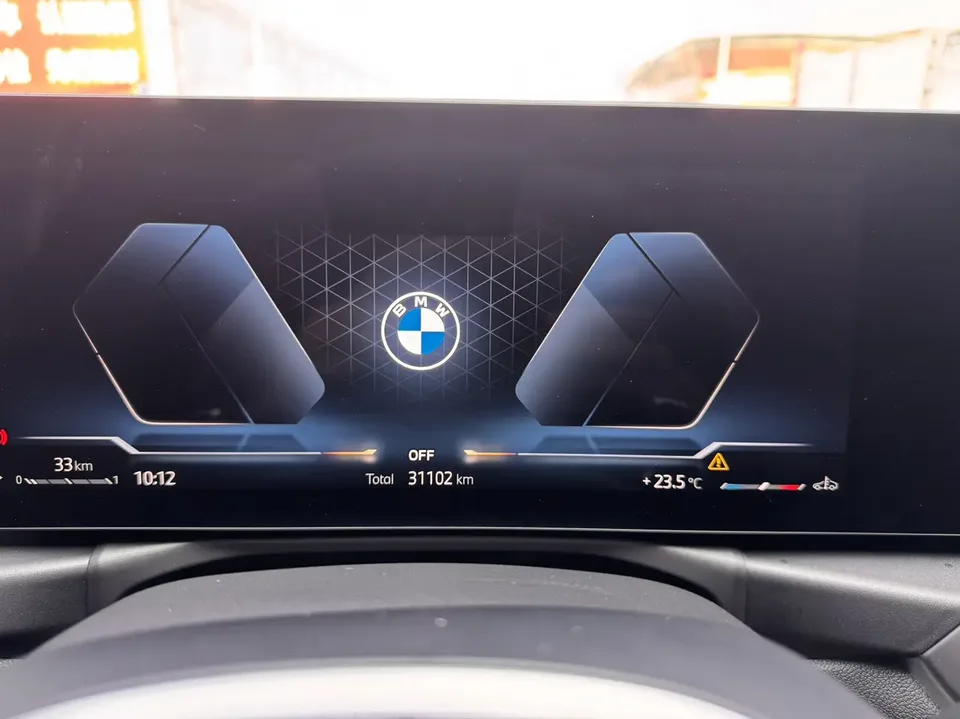 BMW 3 Series BMW 3 Series 2023 320Li M Sport Package 2023 — thumbnail 4